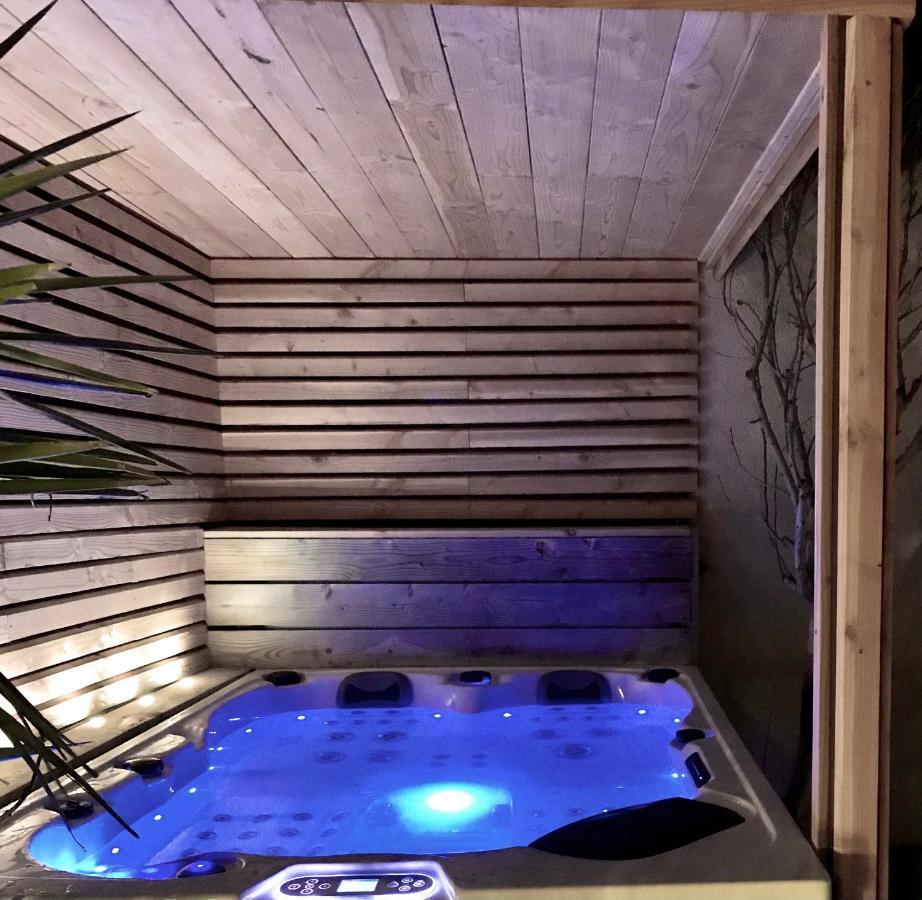 La Domitia - Maison D'Hotes, Massages & Bien-Etre Montbazin Eksteriør bilde