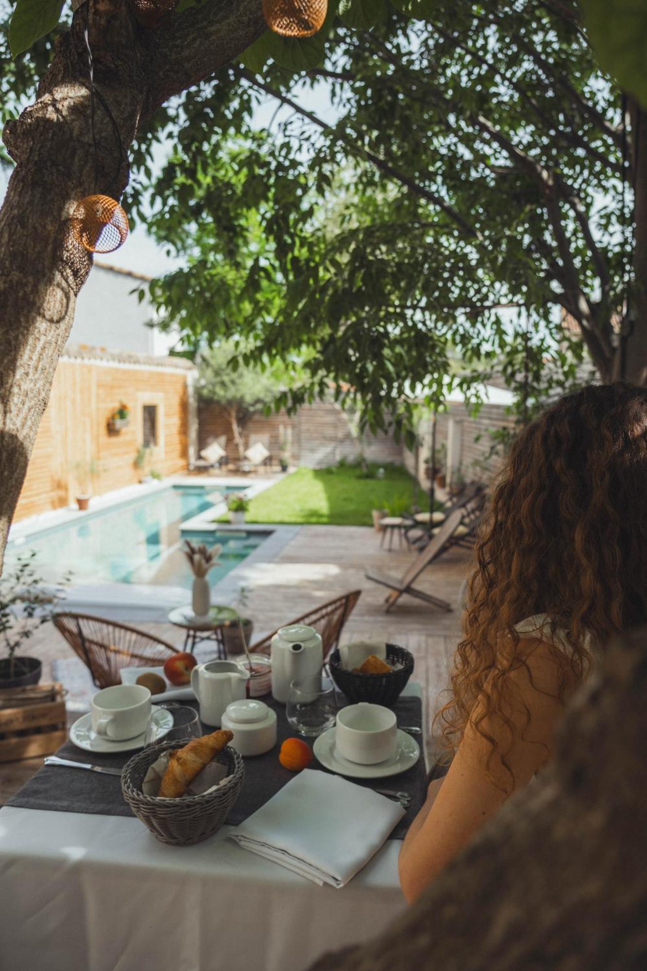 La Domitia - Maison D'Hotes, Massages & Bien-Etre Montbazin Eksteriør bilde